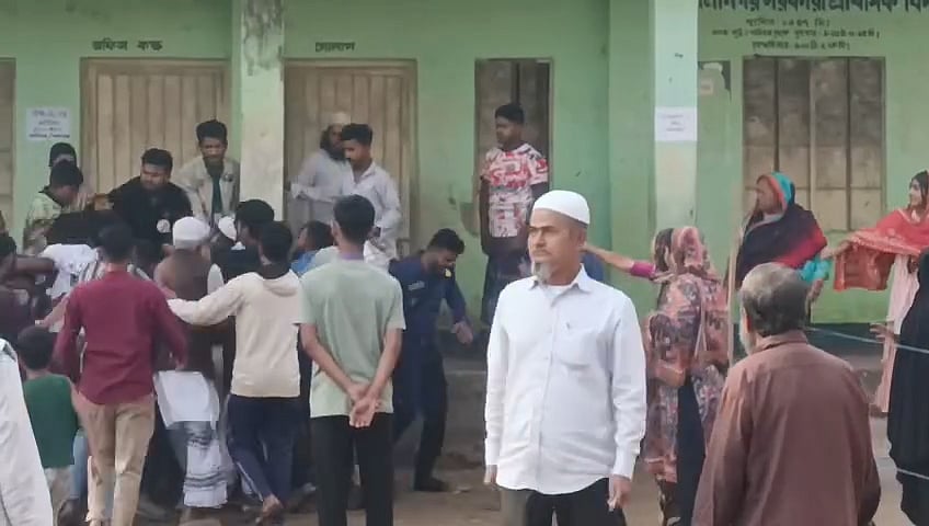 ব্রাহ্মণবাড়িয়ায় রুমিন ফারহানা ও তাঁর বিএনপি প্রতিদ্বন্দ্বী সমর্থকদের মধ্যে হাতাহাতির অভিযোগ