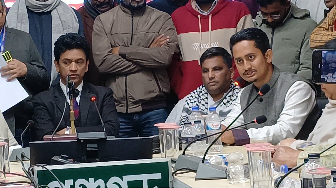 পরাজয় মেনে বিজয়ী প্রার্থীকে অভিনন্দন সারজিসের, ভালো কাজে সহযোগিতার আশ্বাস