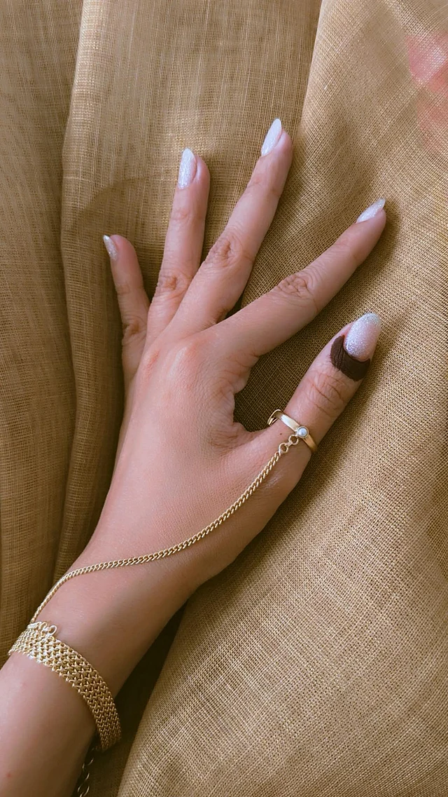 অমোচনীয় কালির মূল উপাদান সাধারণত সিলভার নাইট্রেট