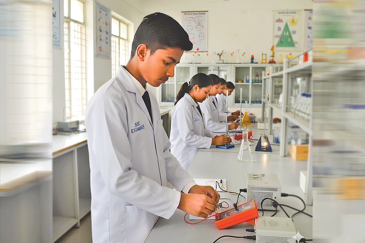 এসএসসি ২০২৬। রসায়ন: বহুনির্বাচনি প্রশ্ন (অধ্যায়–৫)—ঋণাত্মক আধানযুক্ত পরমাণুকে অ্যানায়ন বলে