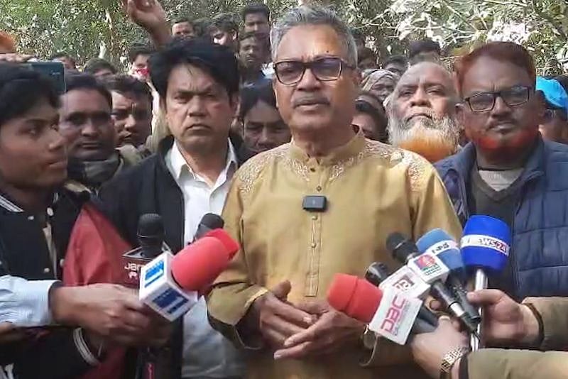 চাঁপাইনবাবগঞ্জে ককটেল বিস্ফোরণ: আ.লীগ-জামায়াতকে দায়ী করলেন হারুনুর রশীদ