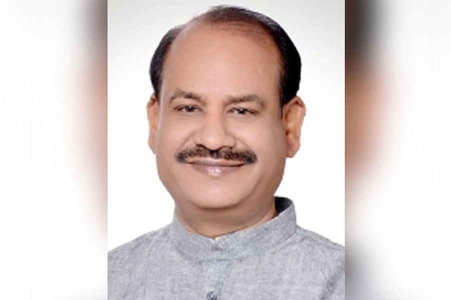 মোদি আসছেন না, অনুষ্ঠানে ভারতের প্রতিনিধিত্ব করবেন স্পিকার