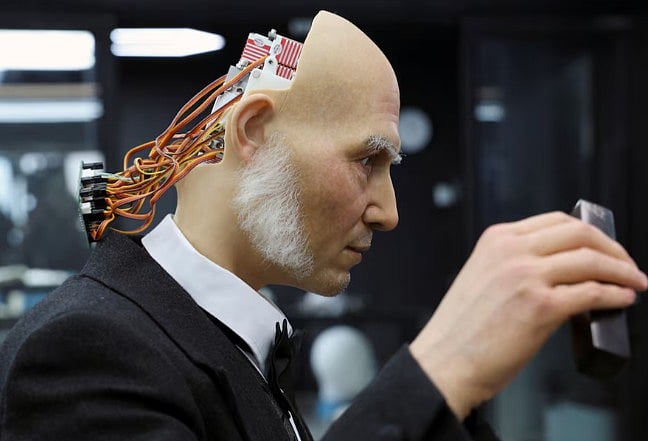 কমছে জন্মহার, ধাক্কা সামলাতে রোবটের দিকে নজর চীনের