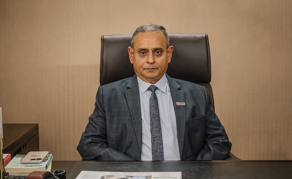 স্টামফোর্ড ইউনিভার্সিটি বাংলাদেশের নতুন উপাচার্য শরীফ নাফে আস্-সাবের