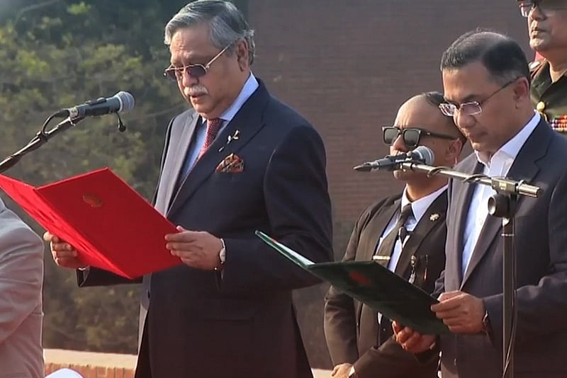 দেশের ১১তম প্রধানমন্ত্রী হিসেবে শপথ নিলেন তারেক রহমান