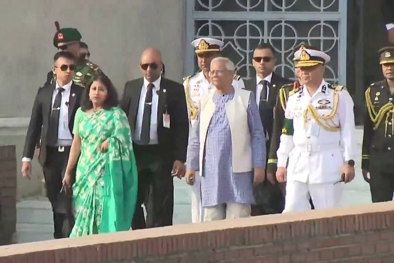 মন্ত্রিপরিষদ শপথ অনুষ্ঠানে অধ্যাপক মুহাম্মদ ইউনূস