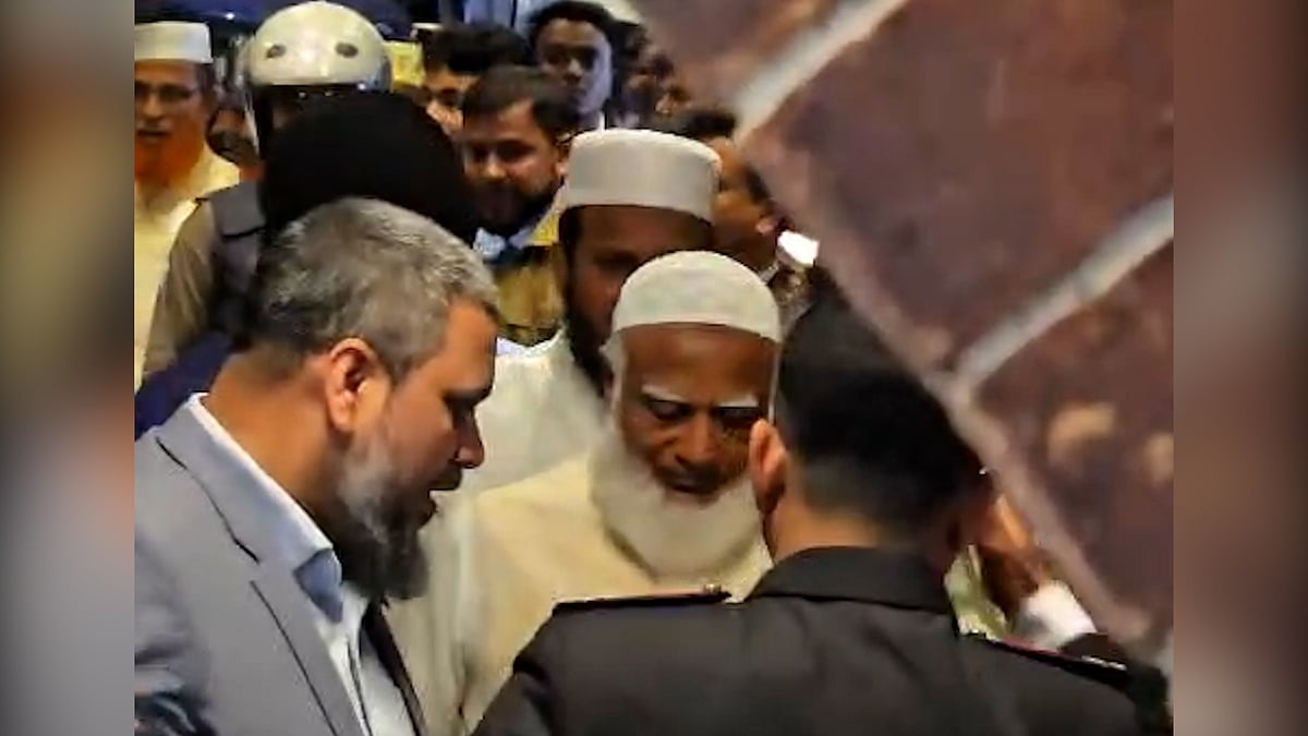 জাতীয় সংসদ ভবনে প্রবেশ করলেন জামায়াতের আমির শফিকুর রহমান