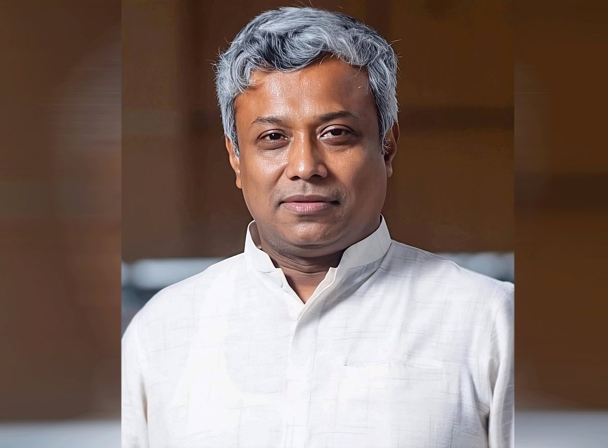 প্রতিমন্ত্রী হিসেবে মন্ত্রিসভায় ডাক পেয়েছেন যশোরের অনিন্দ্য ইসলাম