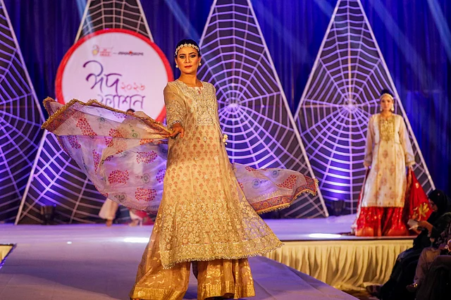 ঈদের আবহ, সমসাময়িক ট্রেন্ড ও ঐতিহ্যের মেলবন্ধনই ছিল তাঁদের নকশার মূল দিক। 