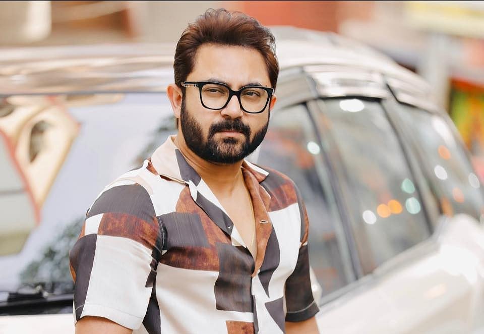 নির্বাচনের আগে নায়ক ও বিধায়ক সোহমের বিরুদ্ধে মামলা