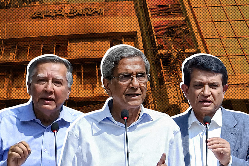 স্বাধীন সাংবাদিকতার জন্য ঐক্যের ডাক দিয়ে অগ্নিদগ্ধ প্রথম আলো ভবনে শুরু হলো প্রদর্শনী ‘আলো’