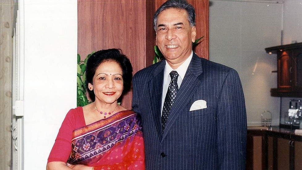 ৫৫ বছরের দাম্পত্যে বোঝাপড়াটাই আসল