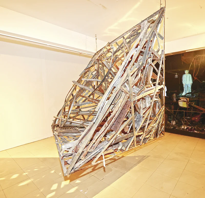 প্রদর্শনীর একটি শিল্পকর্ম