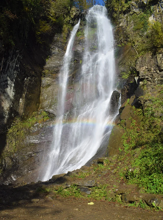 মাখুন্টসেটি ওয়াটারফল