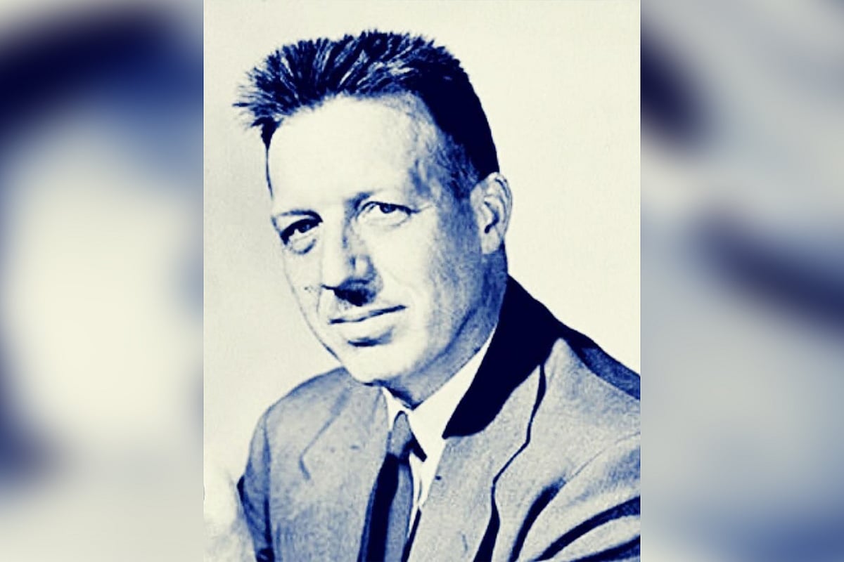 ডগলাস ম্যাকগ্রেগর X ও Y তত্ত্বের প্রবর্তক