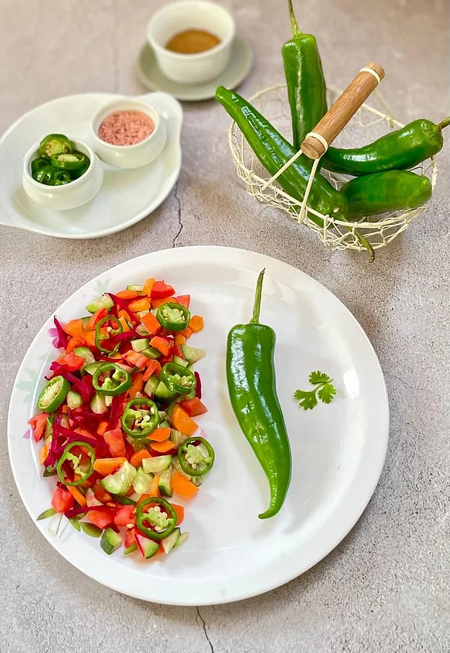 ব্যানানা চিলি কেবল রান্নার গার্নিশ নয়, বরং একটি শক্তিশালী পুষ্টির উৎস