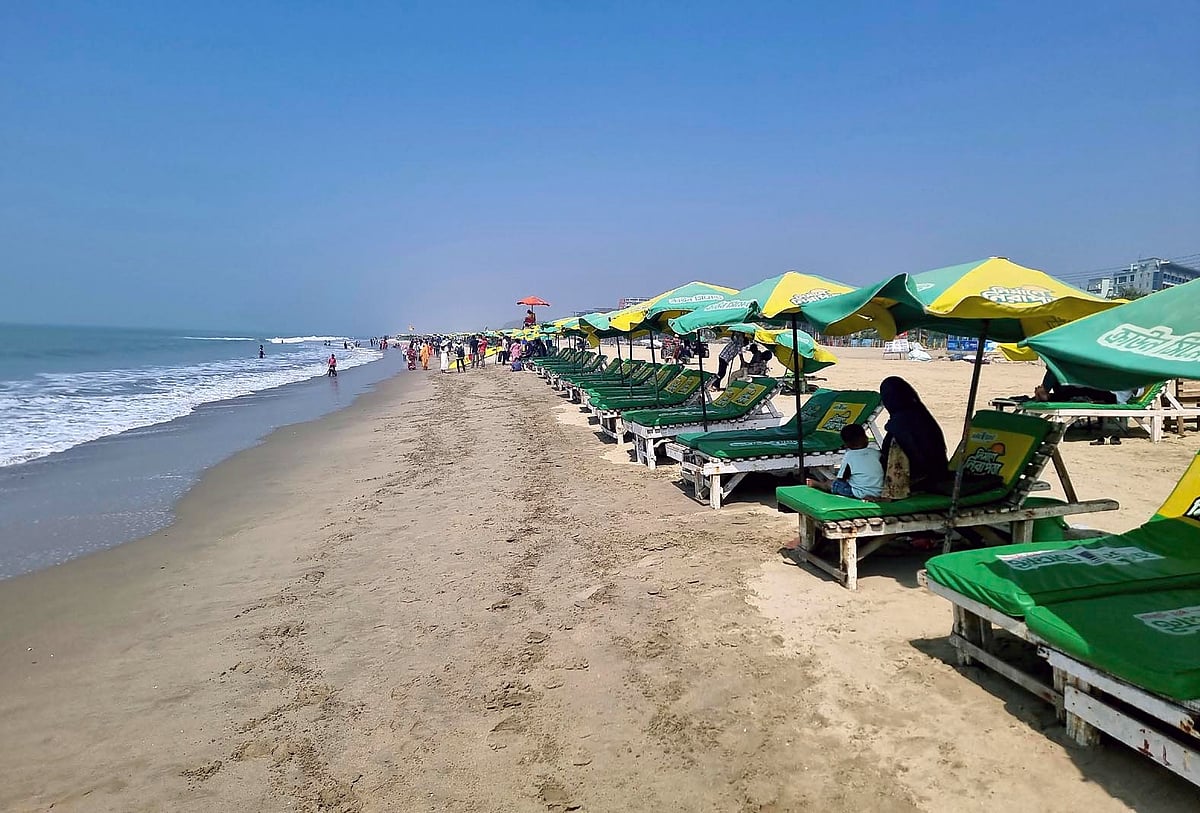 হোটেল ভাড়ায় ৬০ শতাংশ ছাড়, তবু ফাঁকা কক্সবাজার