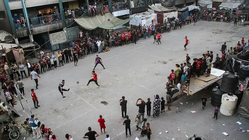 যুদ্ধবিধ্বস্ত গাজায় স্টেডিয়াম নির্মাণে ৬১২ কোটি টাকা দেওয়ার প্রতিশ্রুতি ফিফার