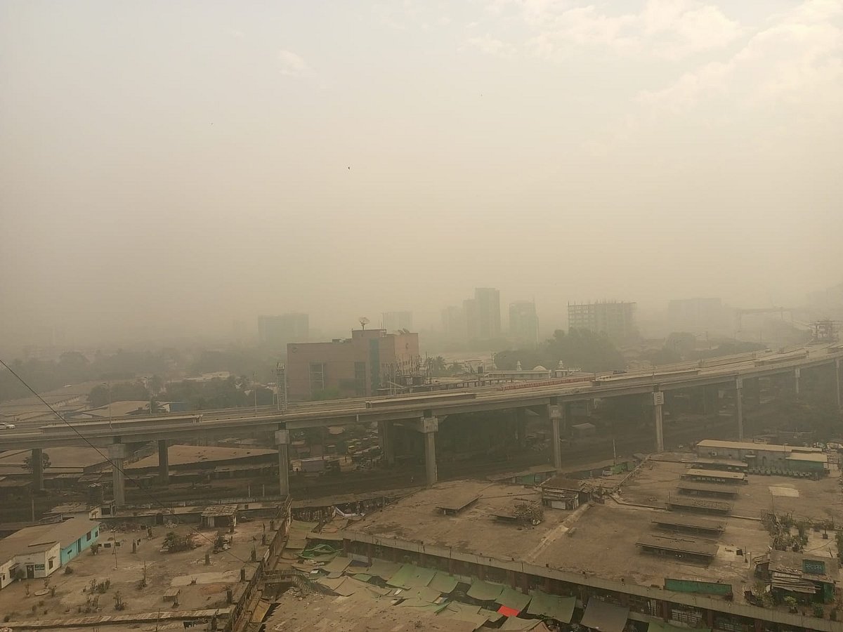 রাজধানীর আকাশ হঠাৎ কেন অন্ধকার হয়ে যাচ্ছে