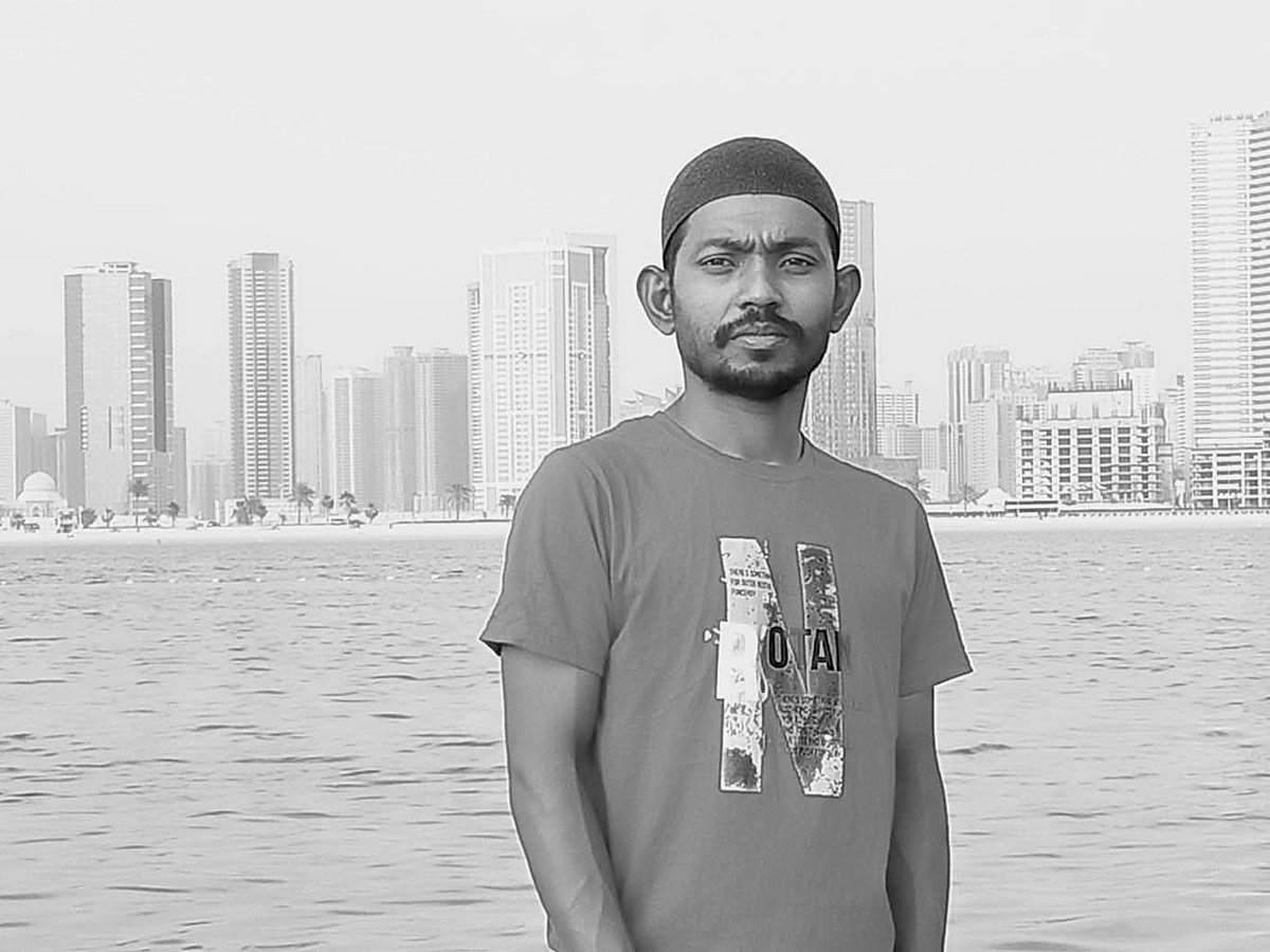 বোনের বাড়িতে ইফতারি দিয়ে ফেরার পথে পিকআপ ভ্যানের ধাক্কায় যুবক নিহত