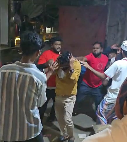 দশমিনায় ছাত্র অধিকারের নেতা হামলায় আহত, অভিযোগ ছাত্রদলের বিরুদ্ধে