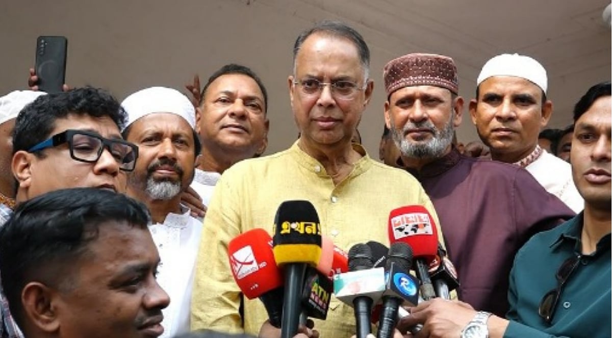 নিরবচ্ছিন্ন বিদ্যুৎ সরবরাহের জন্য প্রাণপণ চেষ্টা করছি: সিরাজগঞ্জে বিদ্যুৎমন্ত্রী