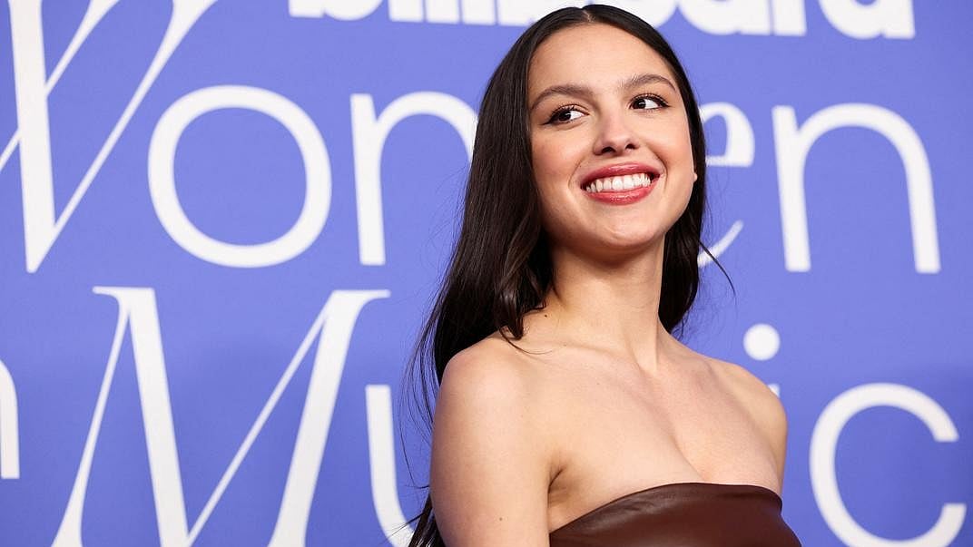 কৈশোরের ডায়েরি থেকে বিশ্বমঞ্চে, কীভাবে অলিভিয়া হয়ে উঠলেন পপ দুনিয়ার নতুন তারকা