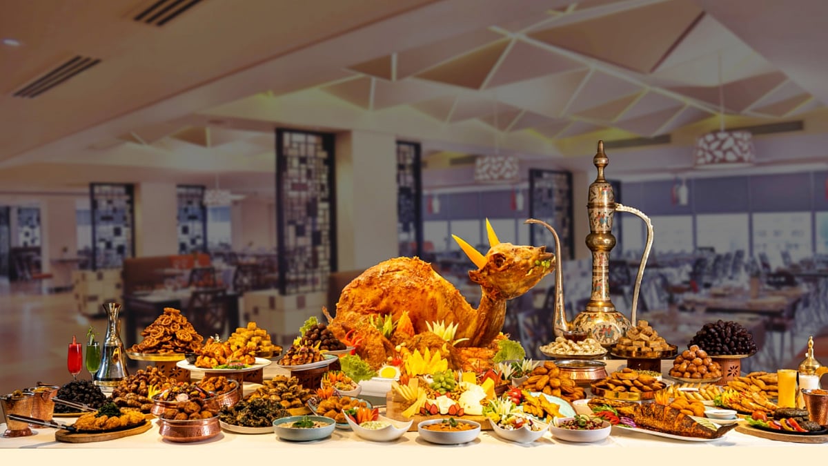 রুফটপে ইফতার, ব্যুফেতে চমক: ঢাকা রিজেন্সিতে রমজানের বিশেষ প্যাকেজ