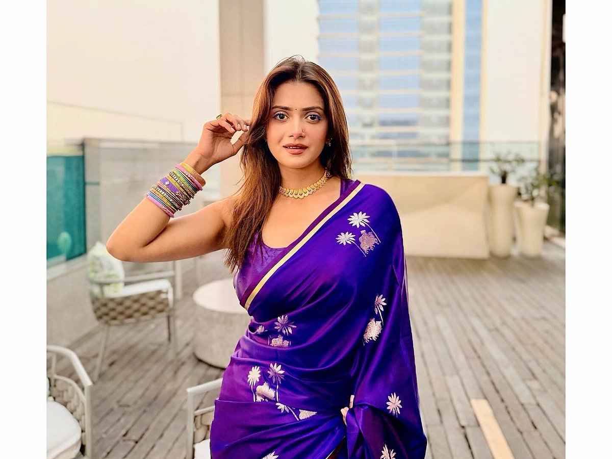 স্নিগ্ধ সাজে তিশা, রইল ৫ ছবি