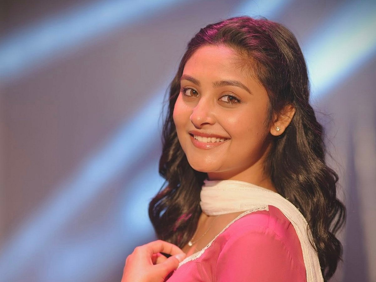 মানুষ আবার সেটাকে নাটক না ভেবে নেয়, বিয়ে প্রসঙ্গে নাজনীন নীহা