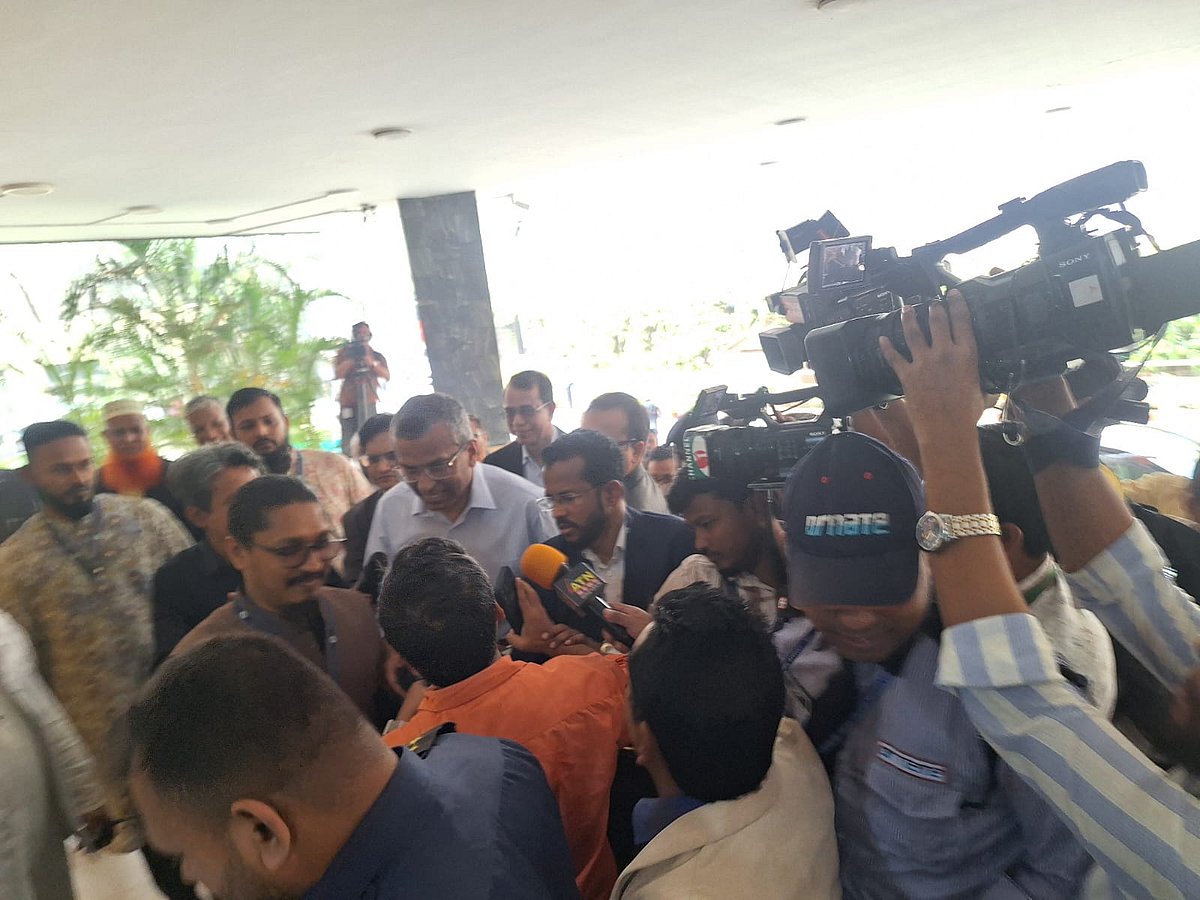 সকালেই বাংলাদেশ ব্যাংকে নতুন গভর্নর