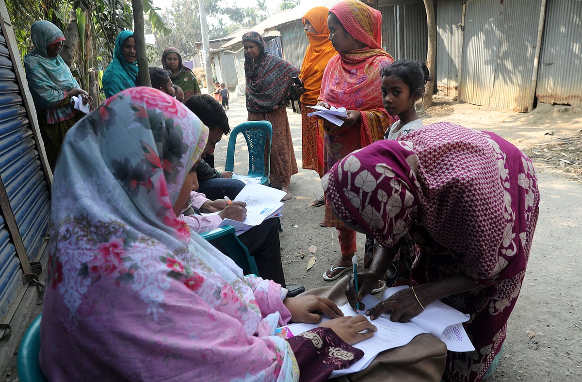পরীক্ষামূলক ‘ফ্যামিলি কার্ড’ বিতরণ শুরুর প্রস্তুতি