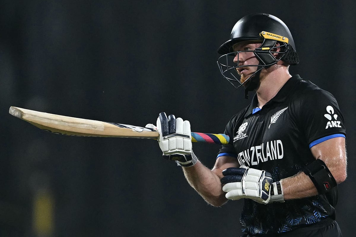 ইংল্যান্ডকে ১৬০ রানের লক্ষ্য দিল নিউজিল্যান্ড