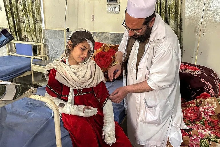 আফগানিস্তানে হামলা: পাকিস্তানকে সমর্থন জানাল যুক্তরাষ্ট্র