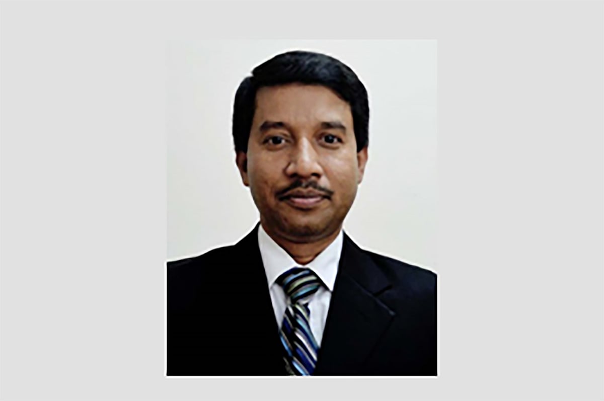 কৃষিসচিবকে অবসর, স্থানীয় সরকার মন্ত্রণালয়ের সচিবকে সরিয়ে দেওয়া হয়েছে