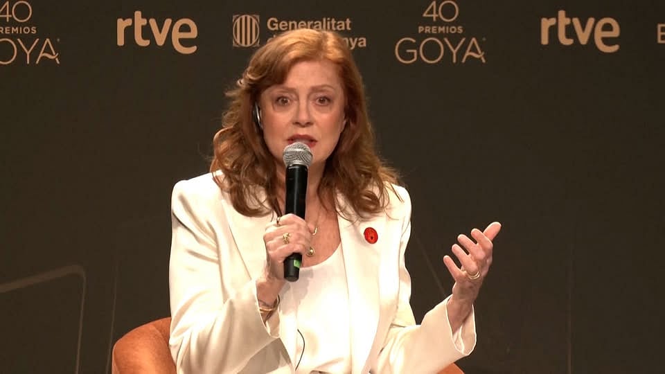 গাজায় যুদ্ধবিরতি চেয়ে ‘নিষিদ্ধ’ হয়েছে এই হলিউড অভিনেত্রী