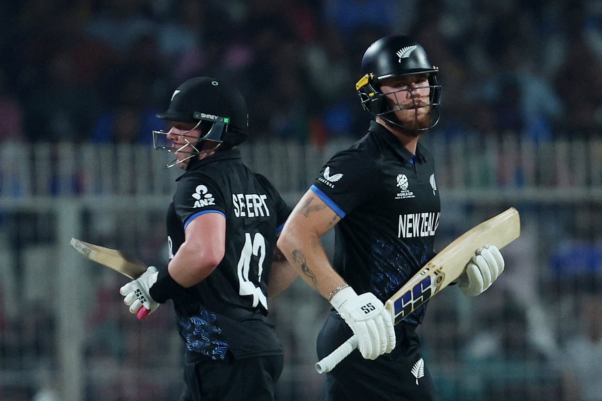 অ্যালেনের রেকর্ড সেঞ্চুরি, ফাইনালে নিউজিল্যান্ড