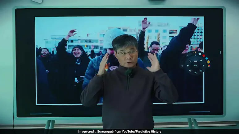 তিন ভবিষ্যদ্বাণীর দুটি মিলে গেছে, তবে কি যুদ্ধে ইরানের কাছে হেরে যাবে যুক্তরাষ্ট্র