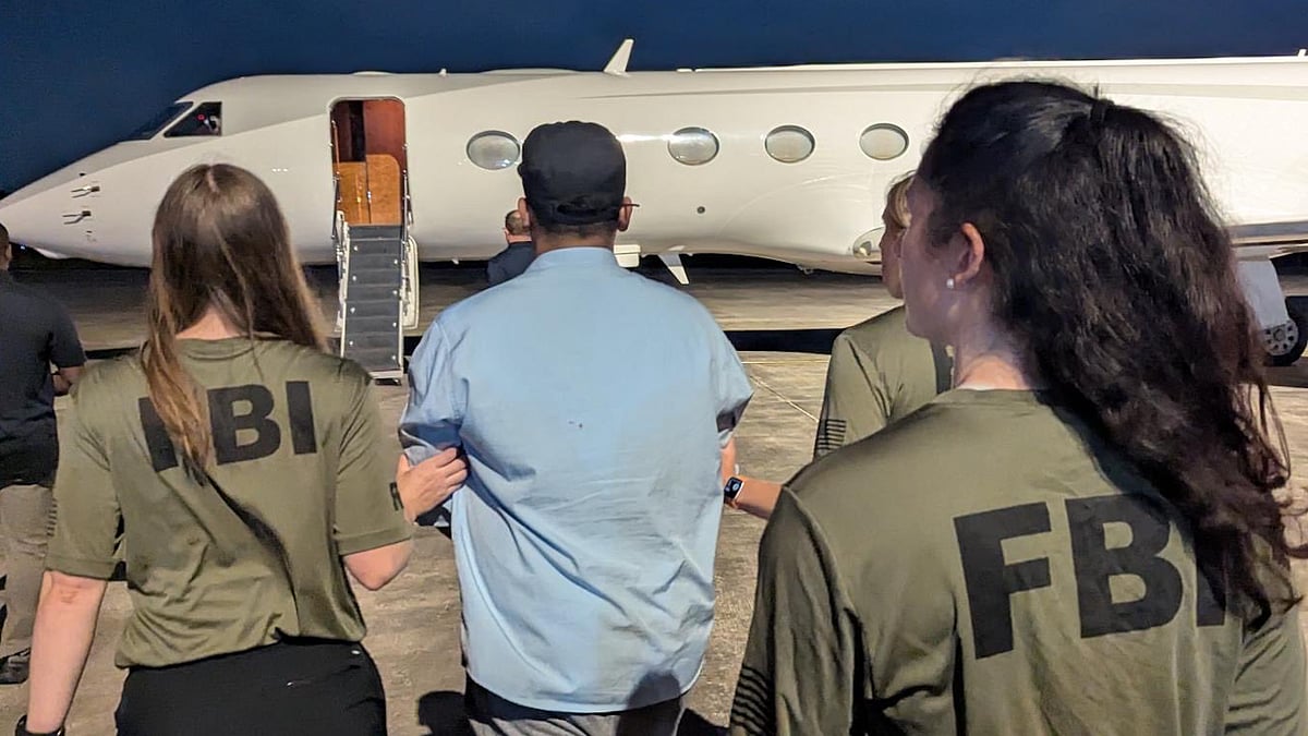 শিশু নিপীড়নের অভিযোগে এক বাংলাদেশিকে মালয়েশিয়া থেকে যুক্তরাষ্ট্রে নিয়ে গেছে এফবিআই