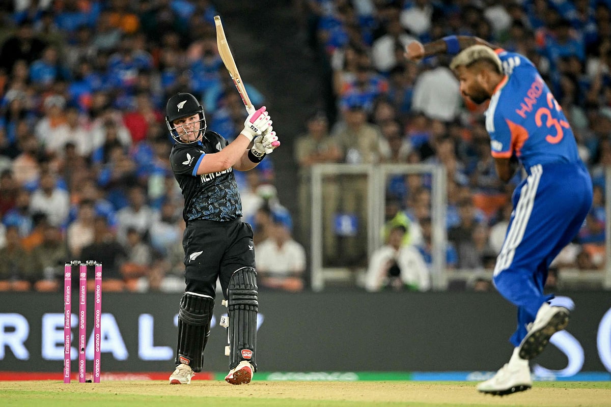 হুড়মুড় করে ভেঙে পড়ছে নিউজিল্যান্ড