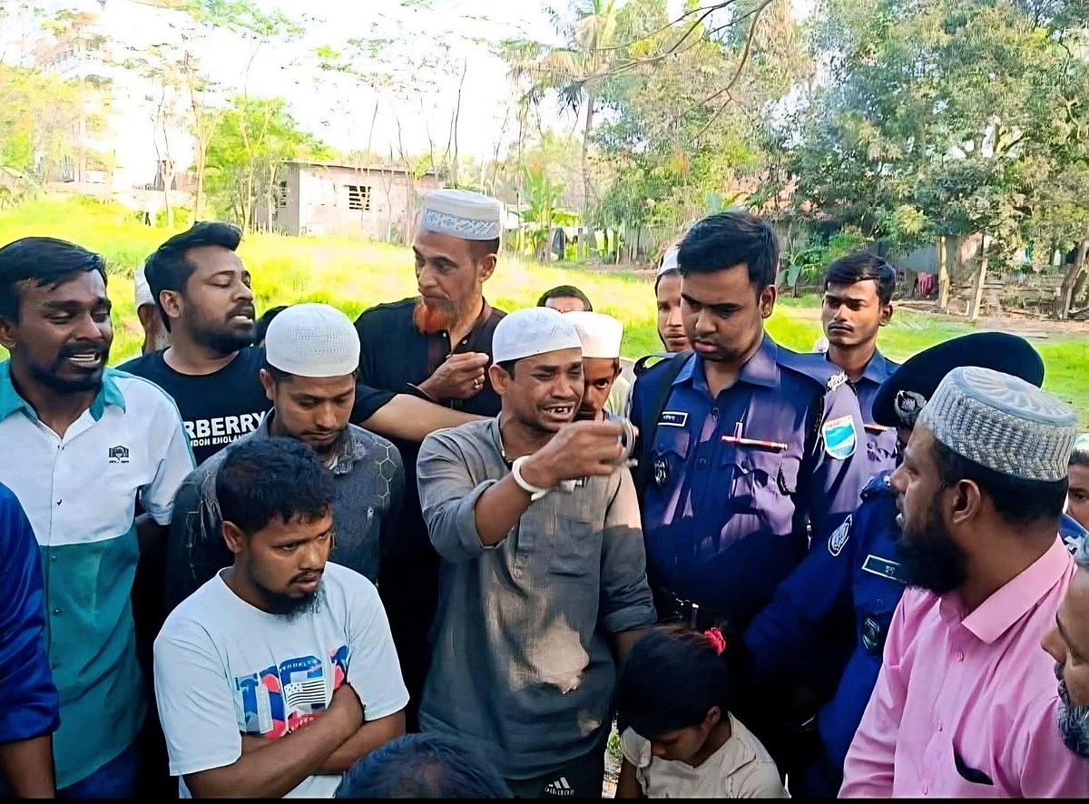 প্যারোলে মুক্তি পেতে দেরি, বাবার জানাজা শেষে পৌঁছালেন যুবলীগ কর্মী