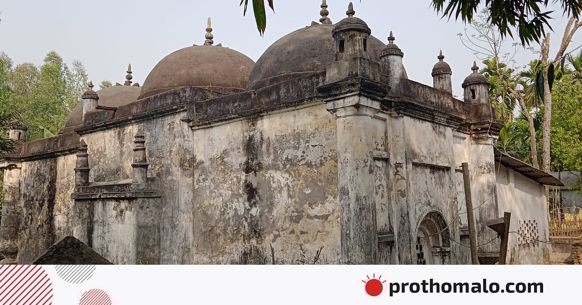 নিভৃত পল্লিতে মোগল আমলের প্রাচীন মসজিদ, এখনো হয় নিয়মিত নামাজ নিভৃত পল্লিতে মোগল আমলের প্রাচীন মসজিদ, এখনো হয় নিয়মিত নামাজ