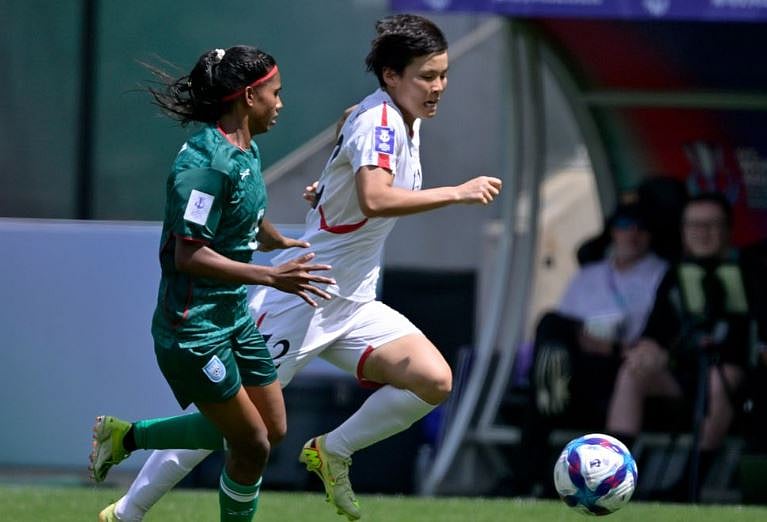 পিছিয়ে থেকে বিরতিতে গেল বাংলাদেশ