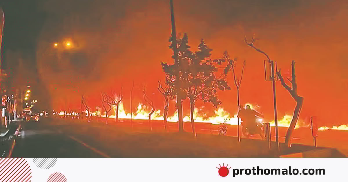 ‘সবচেয়ে ভয়াবহ’ বিমান হামলার রাতে কাঁপছে ইরান ‘সবচেয়ে ভয়াবহ’ বিমান হামলার রাতে কাঁপছে ইরান