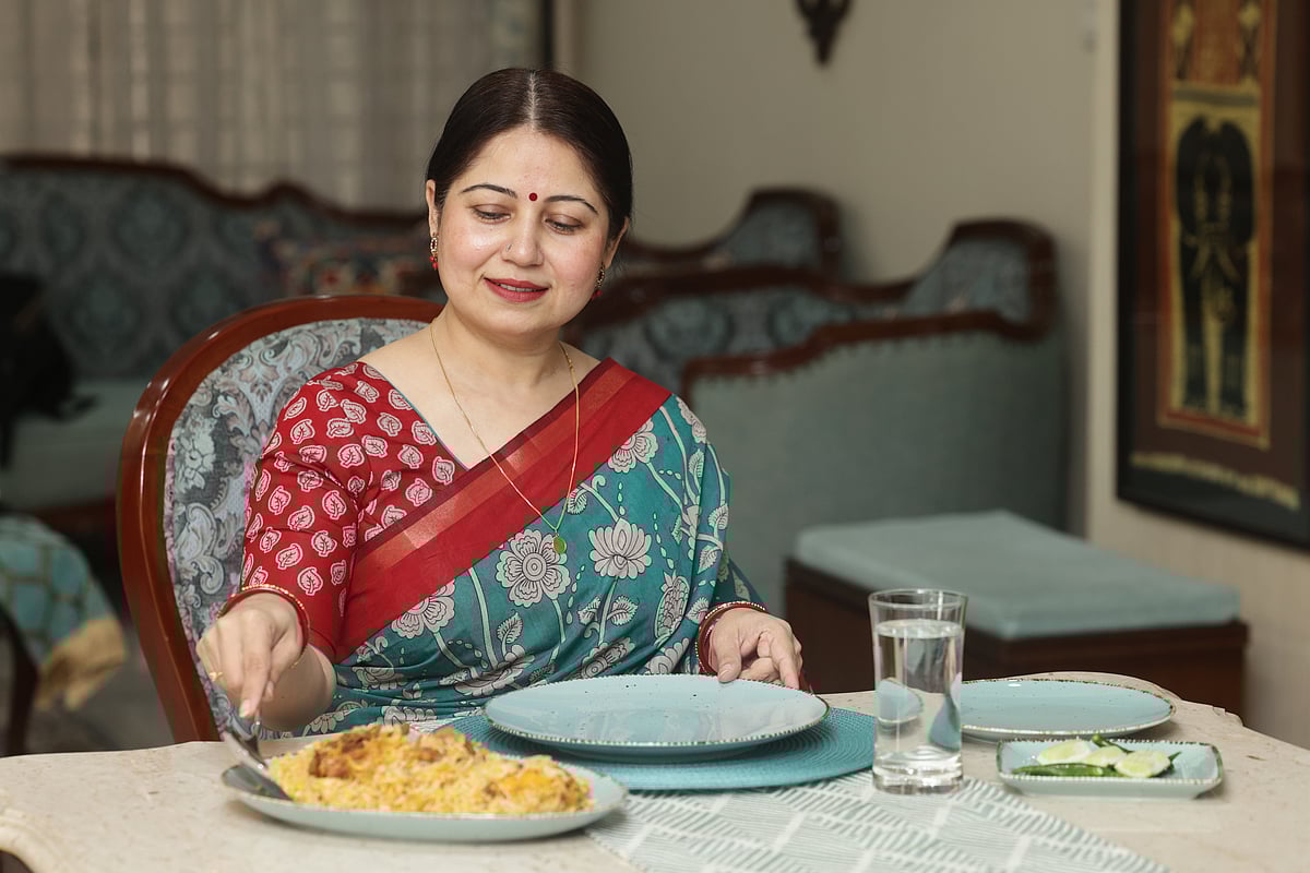 হঠাৎ বেশি মাংস খেলে যাঁদের সমস্যা হবে