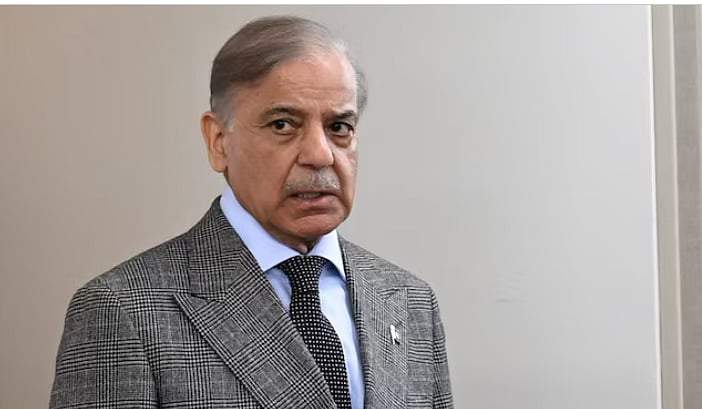 পাকিস্তানে দুই সপ্তাহ স্কুল বন্ধ, বিশ্ববিদ্যালয় অনলাইনে, তেলের দামের প্রভাবে এসব সিদ্ধান্ত