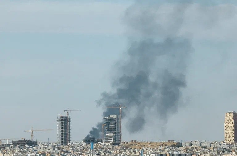 মধ্যপ্রাচ্যে ইরানের হামলায় যুক্তরাষ্ট্রের ১৭ স্থাপনা ক্ষতিগ্রস্ত: নিউইয়র্ক টাইমস
