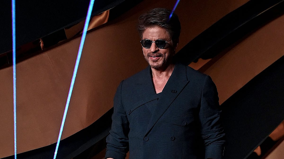 ধনীদের তালিকায় ভারত থেকে শীর্ষে শাহরুখ, কত টাকার মালিক অভিনেতা