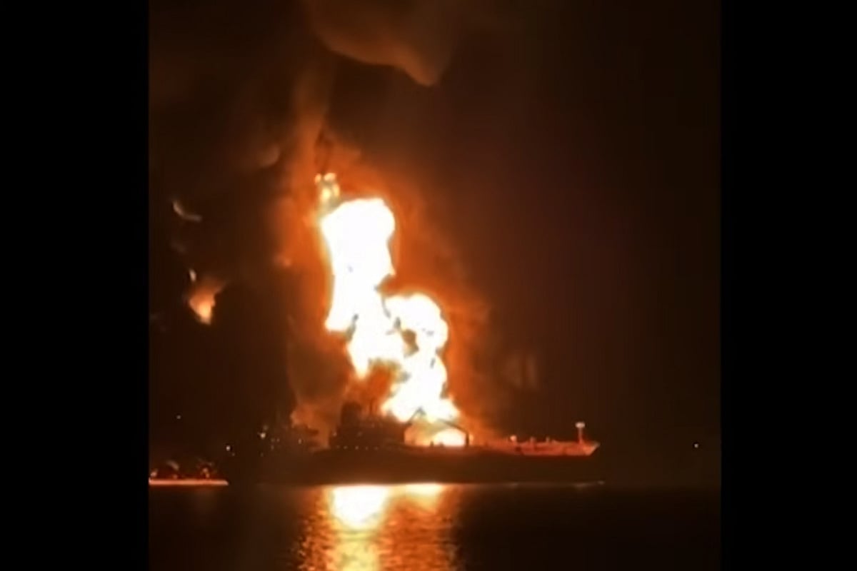 পারস্য উপসাগর ও হরমুজ প্রণালিতে ৬টি জাহাজে হামলা