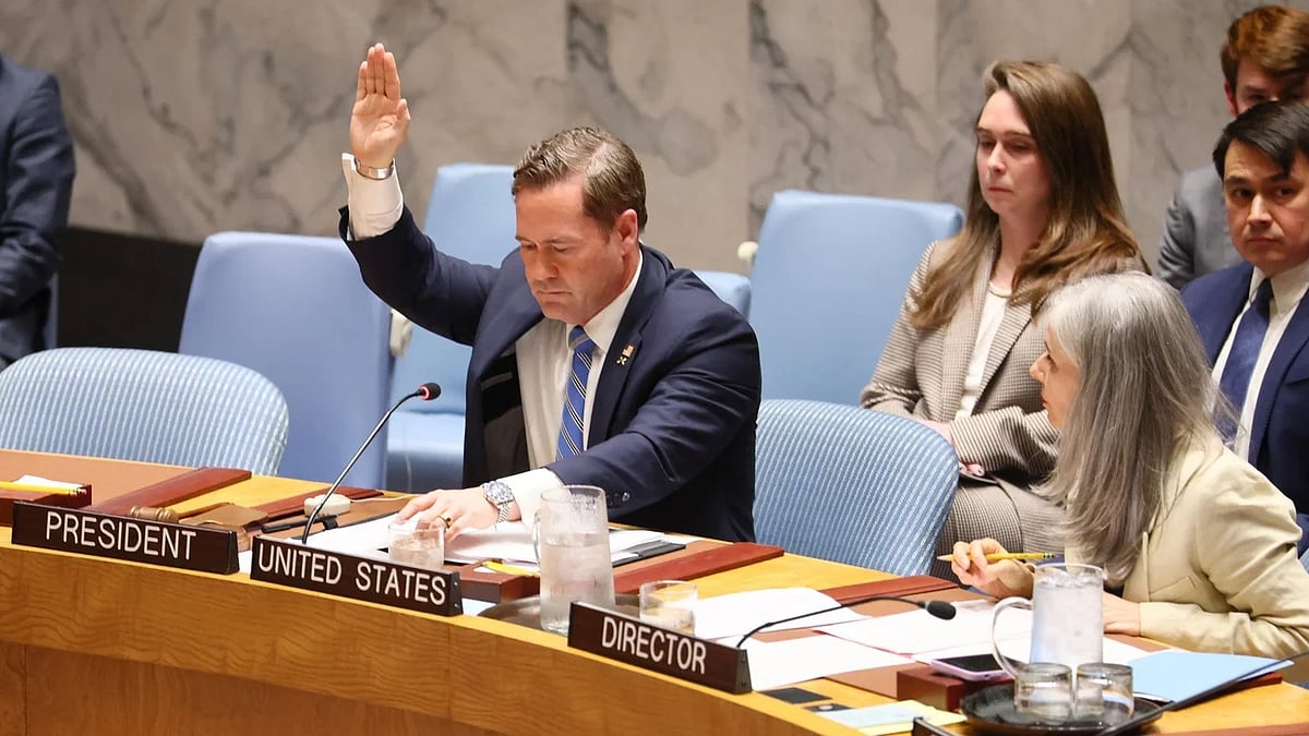 যুদ্ধ শুরু করল যুক্তরাষ্ট্র ও ইসরায়েল, নিরাপত্তা পরিষদ নিন্দা জানাল ইরানের